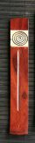 Halter für Räucherstäbchen - Spirale - Halter aus rotem Holz